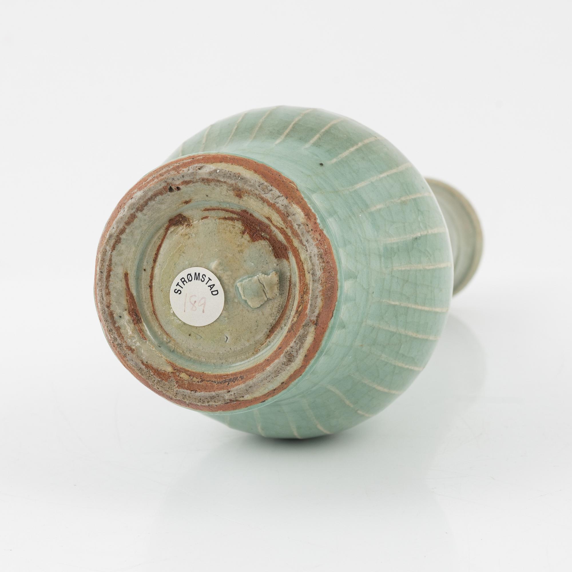 A celadon glazed vase, Ming dynasty (1368-1644).