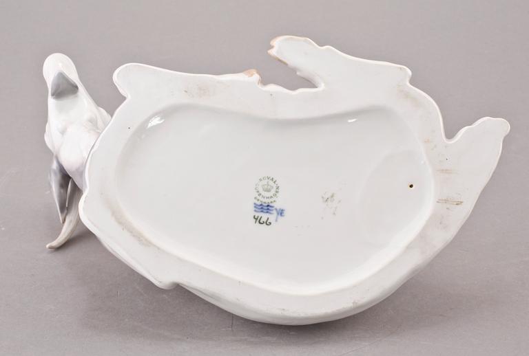FIGURIN, porslin, Royal Copenhagen, Danmark.