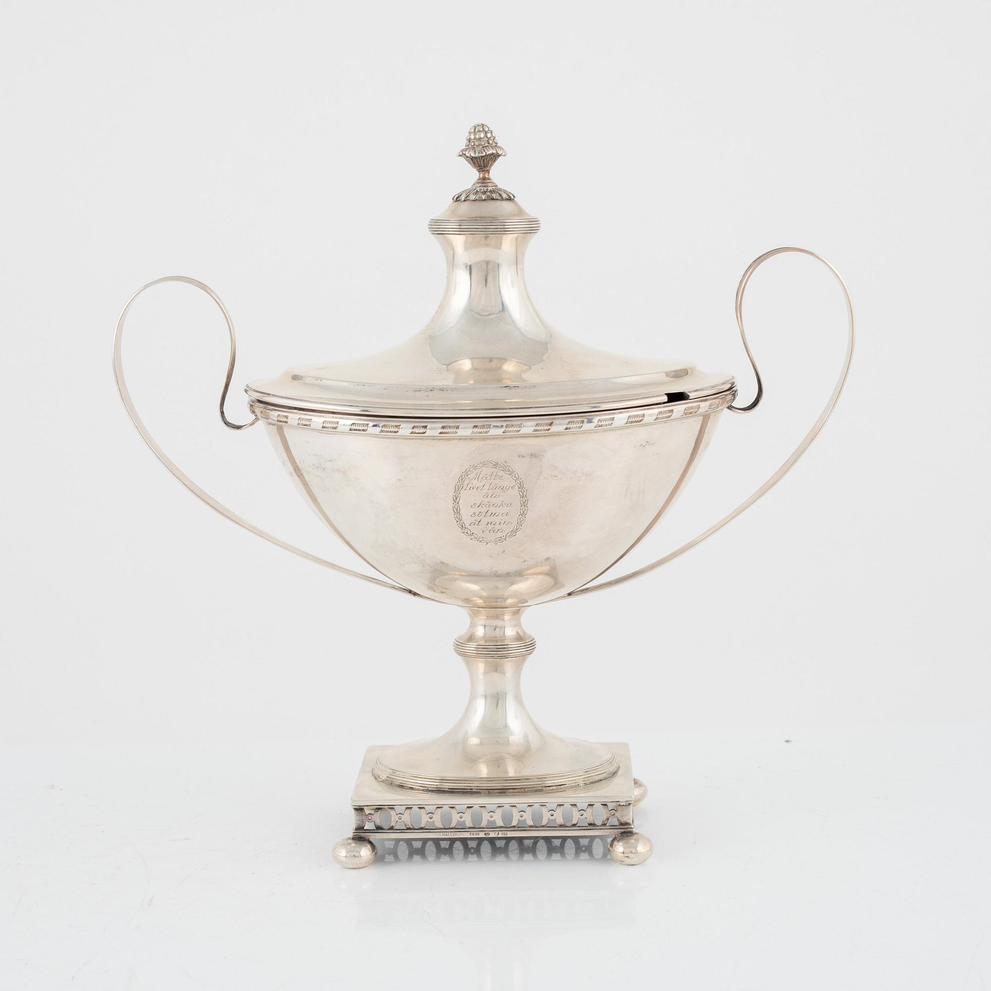 A Swedish Silver Bowl, mark of CG Hallberg, Stockholm 1907.