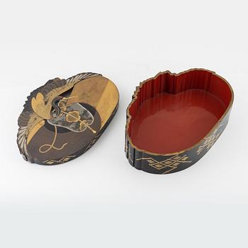 A Japanese lacquered tebako, Meiji period (1868-1912).