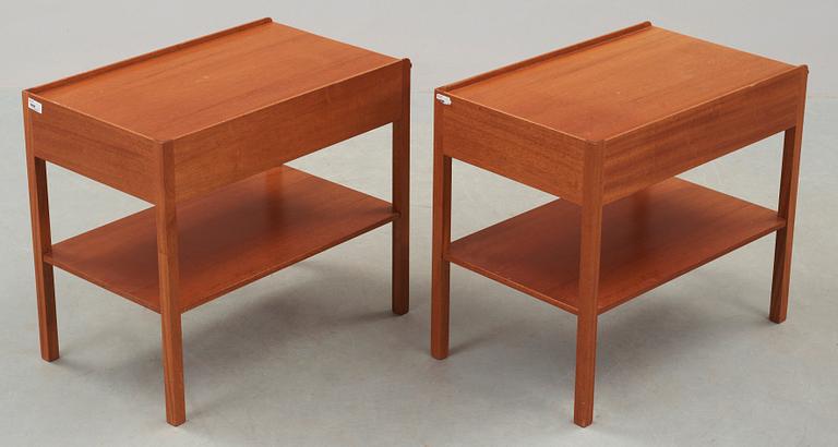 Josef Frank, a pair of mahogany bedside tables, Svenskt Tenn, model 914.