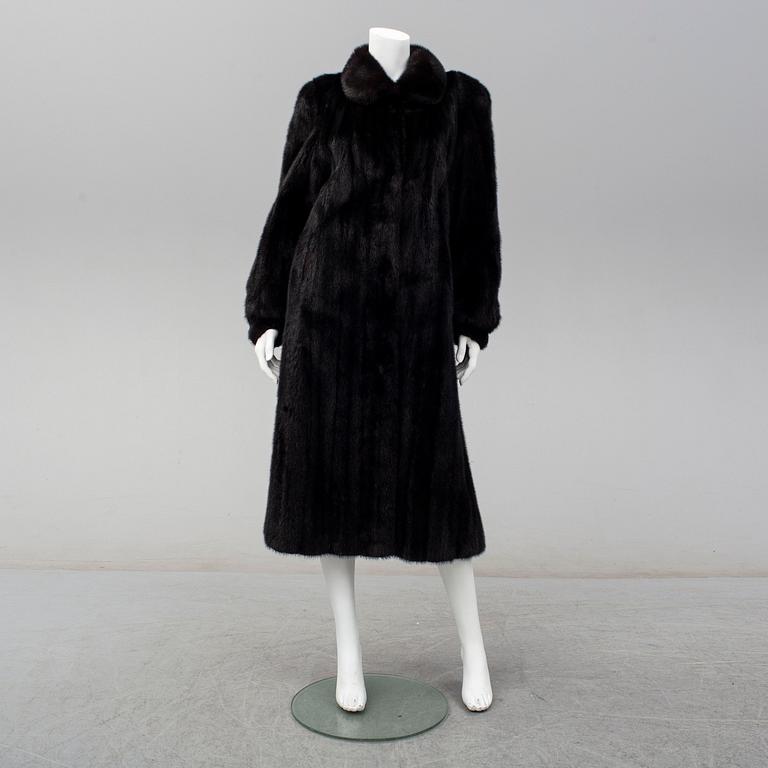 FUR COAT, Bågedahls Pälsateljé.