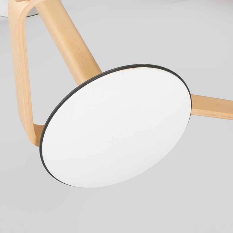 Alvar Aalto, tarjoiluvaunu, Artek, 2006.