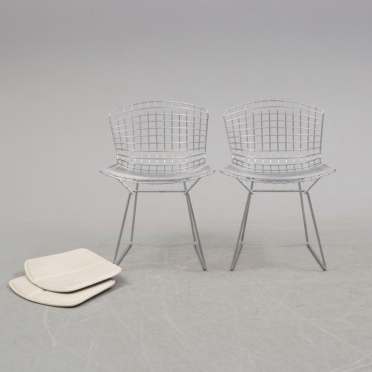 HARRY BERTOIA, stolar, ett par, "Side chair", Knoll, 2000-tal.