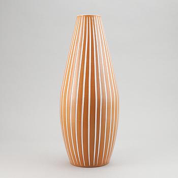 Ingrid Atterberg, vase, Inca", Uppsala-Ekeby. 1947-1953.