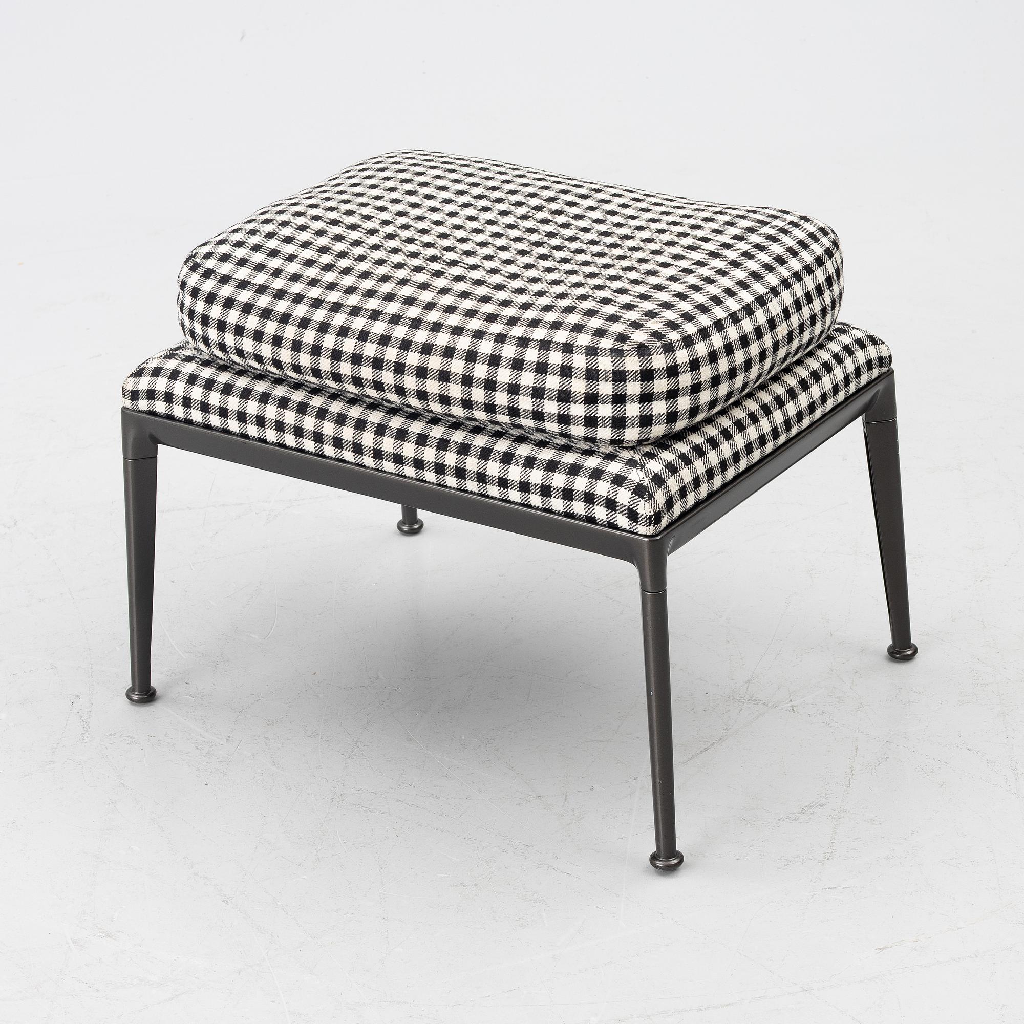 Antonio Citterio, a footstool/ottoman, Mirto/B&B Italia, Italy, contemporary.