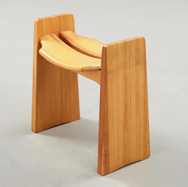 GILBERT MARKLUND, pall, Furusnickarn AB, formgiven 1969.