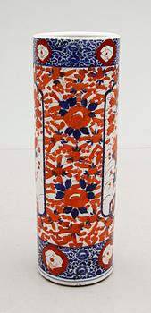 PARAPLYSTÄLL, porslin, Imari, Japan, 1800-tal.