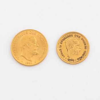 Oscar II, guldmynt 2 st, 10 kronor 1901 och 5 kronor 1894.