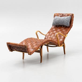 Bruno Mathsson, a 'Pernilla 3' lounge chair for Firma Karl Mathsson, 1950s.