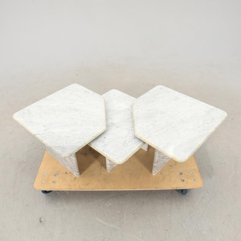 Soffbord/sidobord tre dlr 2000-tal.