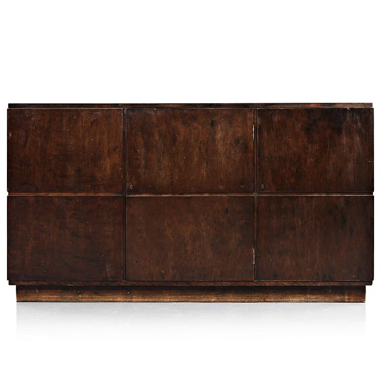 Axel Einar Hjorth, sideboard "Typenko", för Nordiska Kompaniet 1932.