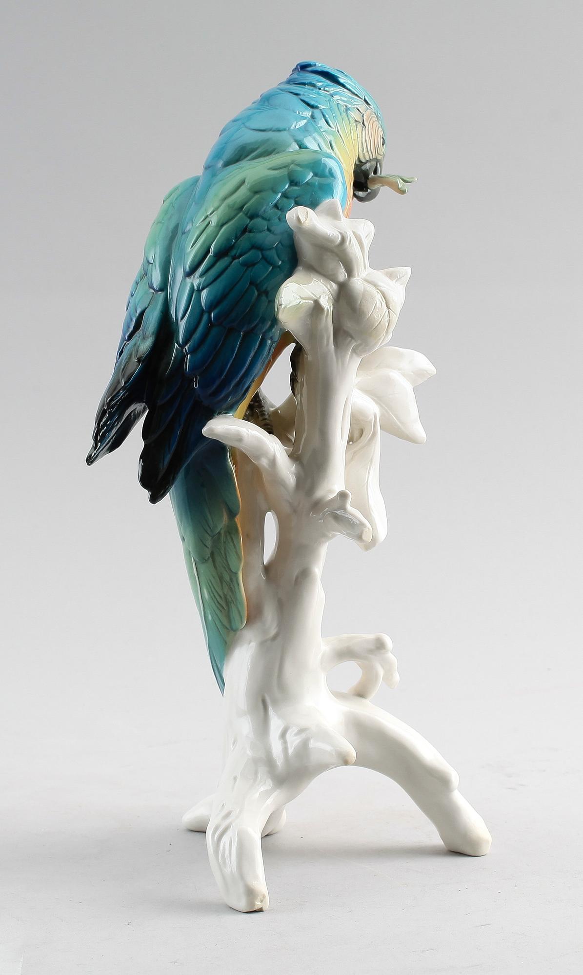 FIGUR, porslin, Karl Ens, 1900-talets mitt.