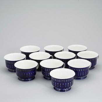 KAFFESERVIS, 22 delar, porslin, "Valencia", Ulla Procopé, Arabia. Formgiven 1960.