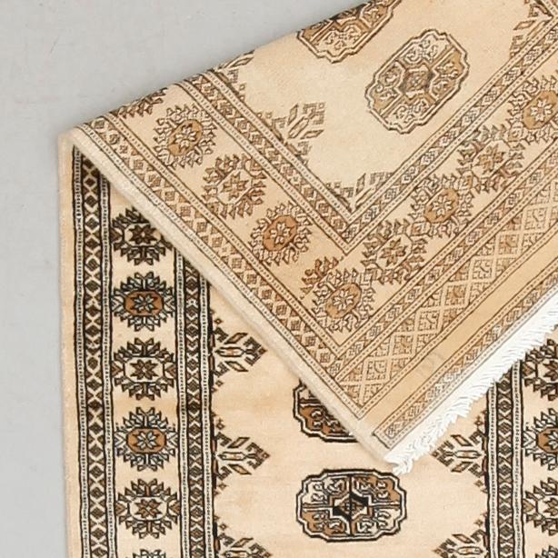 MATTA, Karachi, ca 235 x 79 cm.