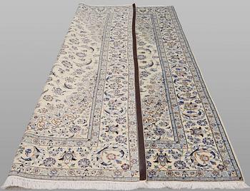 Matta, Nain, part silk, signerad, s.k. 9LAA, ca 307 x 205 cm.