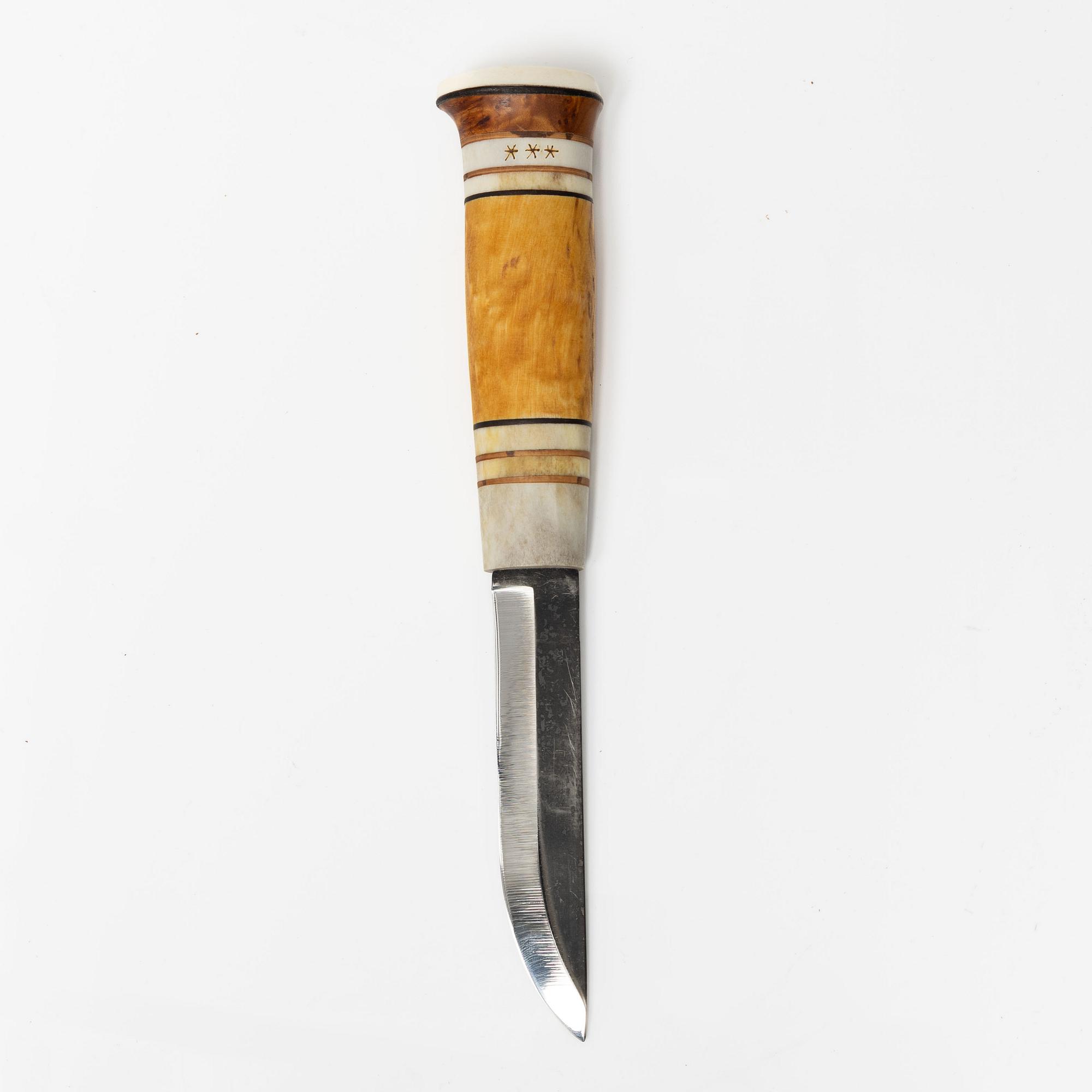 A half-horn knife.