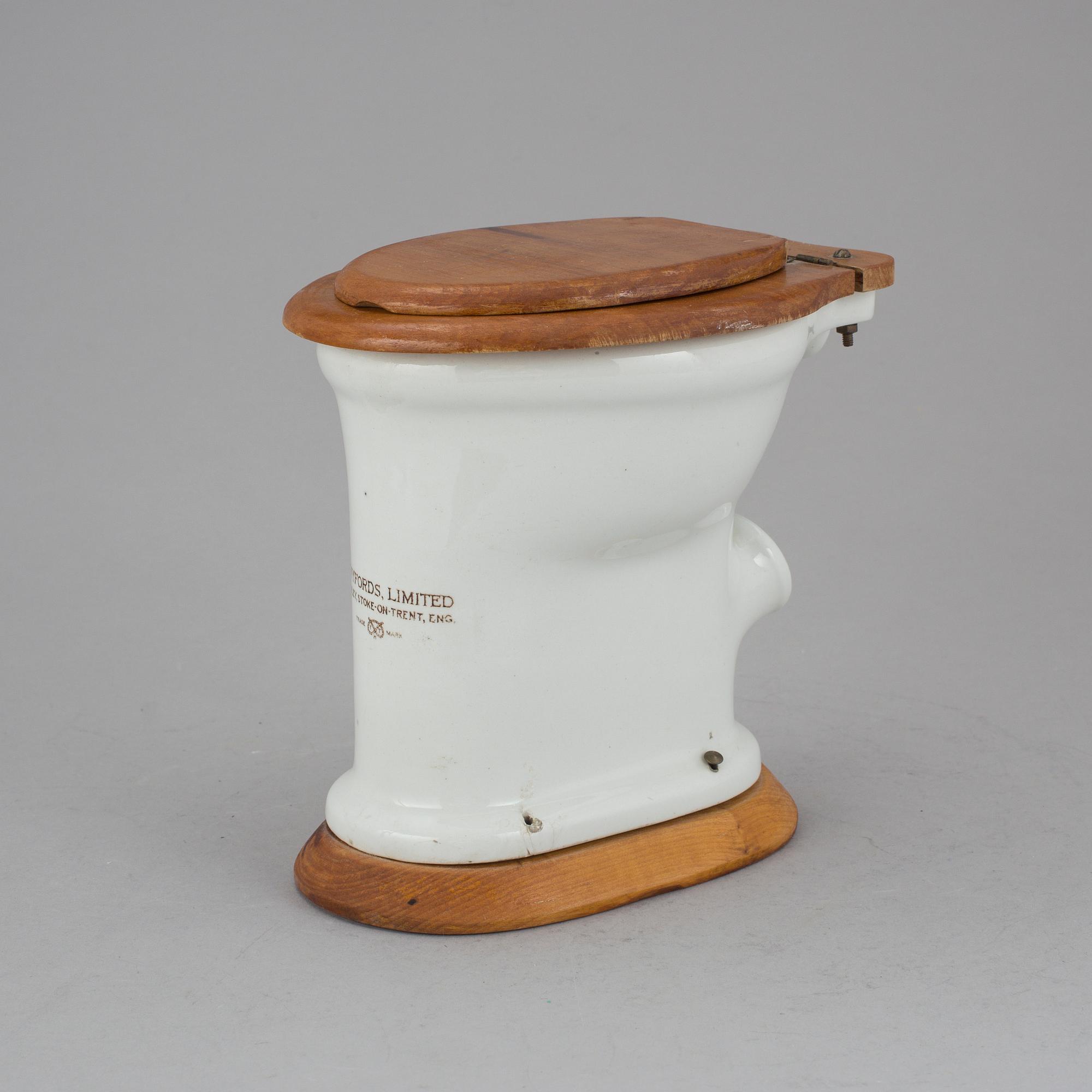 MODELLTOALETT, porslin, Twyfords limited, 1900-talets början.