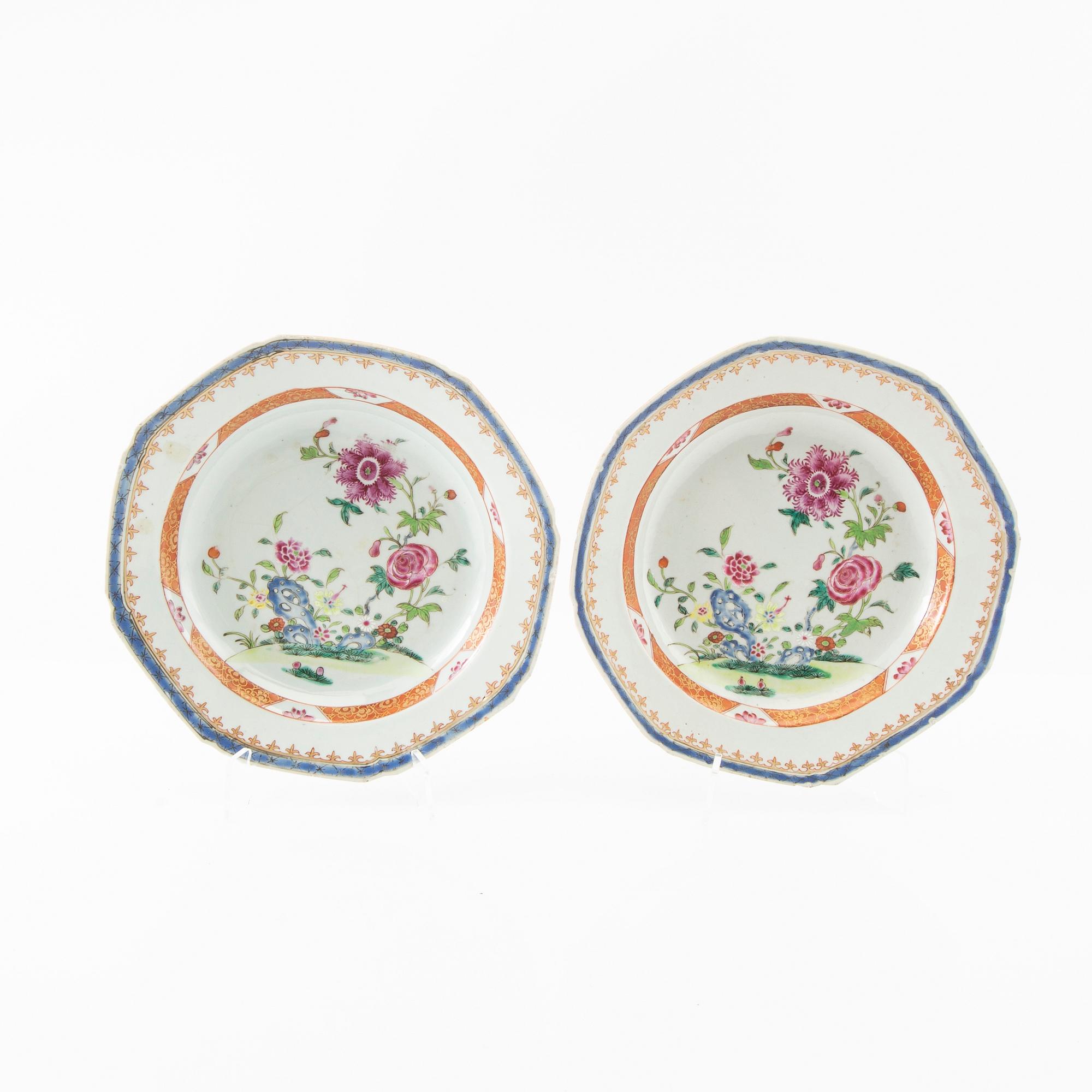 Plates 4 pcs China porcelain 18th century.