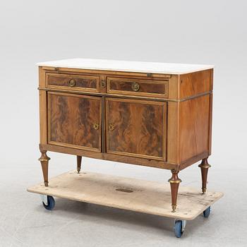 Skänk, gustaviansk stil, sent 1800-tal.