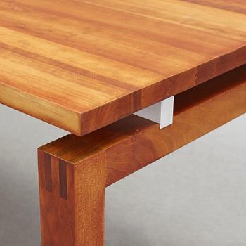 A 'Straight' dining table by Christina Strand and Niels Hvass by Carl Hansen, Tranekær Furniture AS, Denmark.