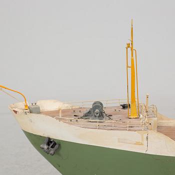 A 20th century boat model.