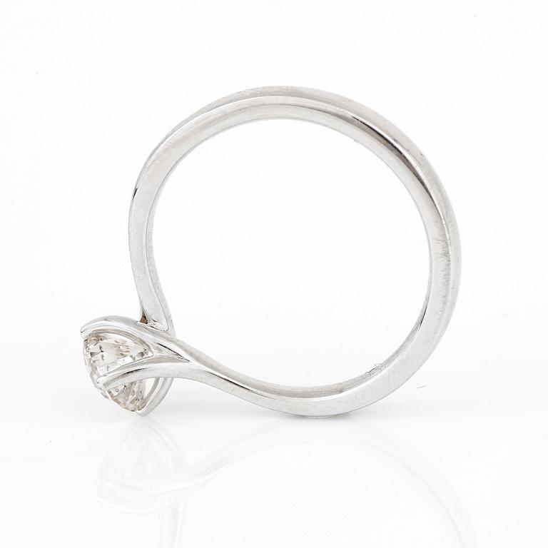 RING, med briljantslipad diamant, ca 0,60 ct.