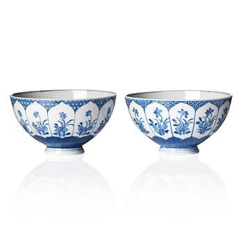A pair of blue and white bowls, Qing dynasty, with Xuantong mark and of the period (1909-11).