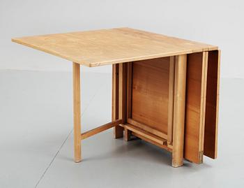 A Bruno Mathsson gateleg table, for Firma Karl Mathsson, Värnamo.