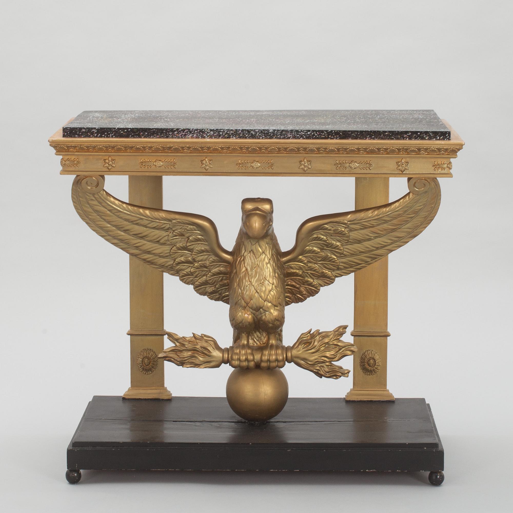KONSOLBORD, empire, 1800-talets första hälft.