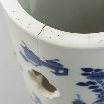 Two Chinese blue and white porcelain hat stands, Qing dynasty, 19th century.
