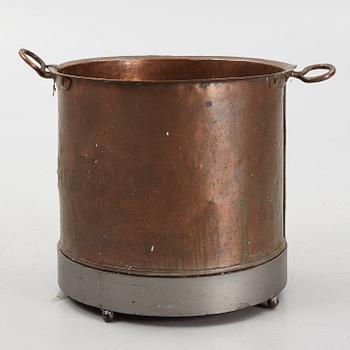 A copper barrel, 19th Century.