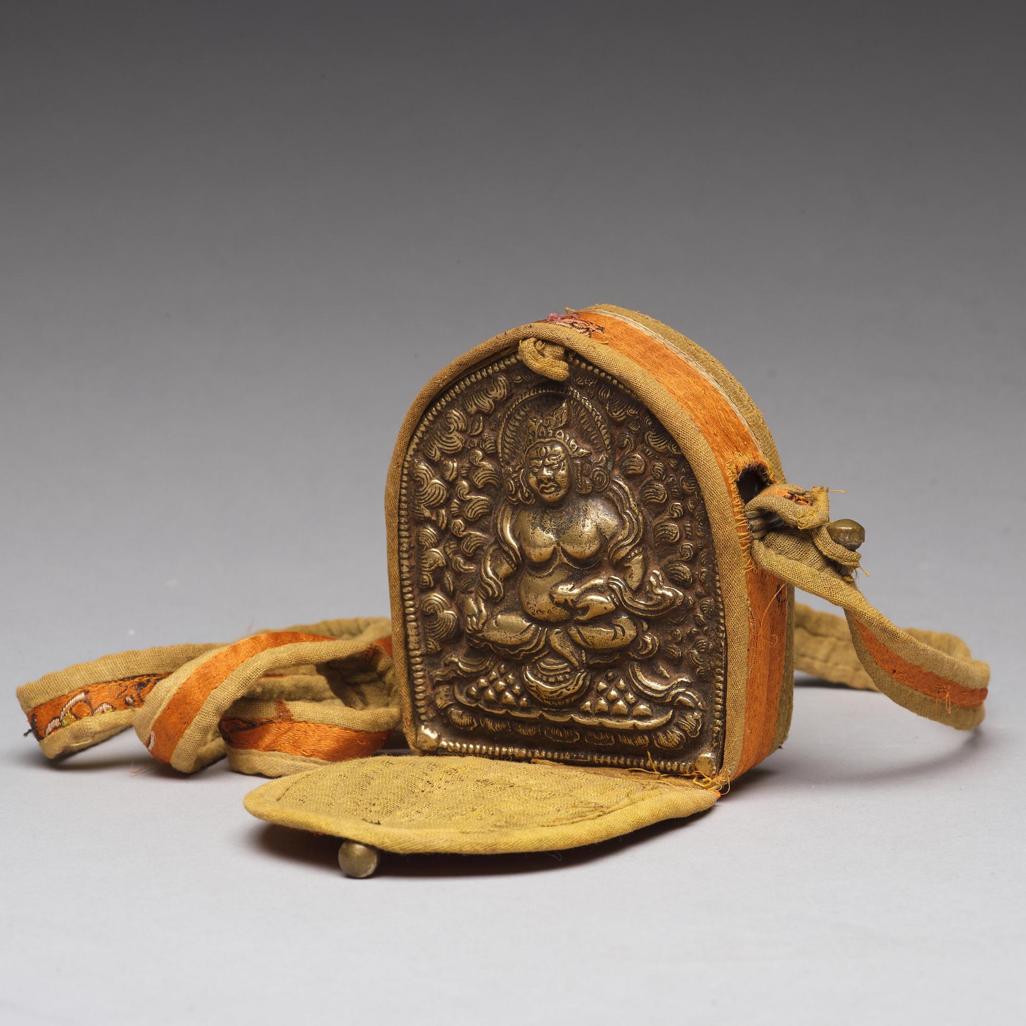 Two Tibetan travel shrines and a box with cover, 19th Century or later.