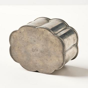 Nils Fougstedt, attributed to, a Swedish Grace pewter box, Herman Bergman konstgjuteri, Stockholm, 1929.