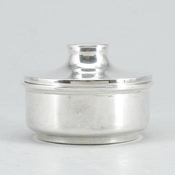 SOCKERSKÅL, sterlingsilver, svenska importstämplar, 1900-tal. Vikt ca 232g.