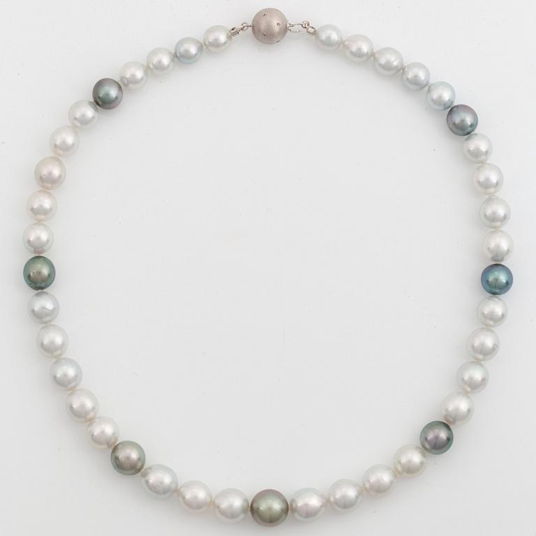 A Tahitian and South Sea cultured pearl necklace.