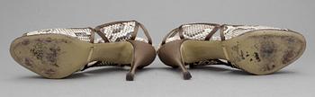 SKOR, ett par sandaler, Dolce & Gabbana,