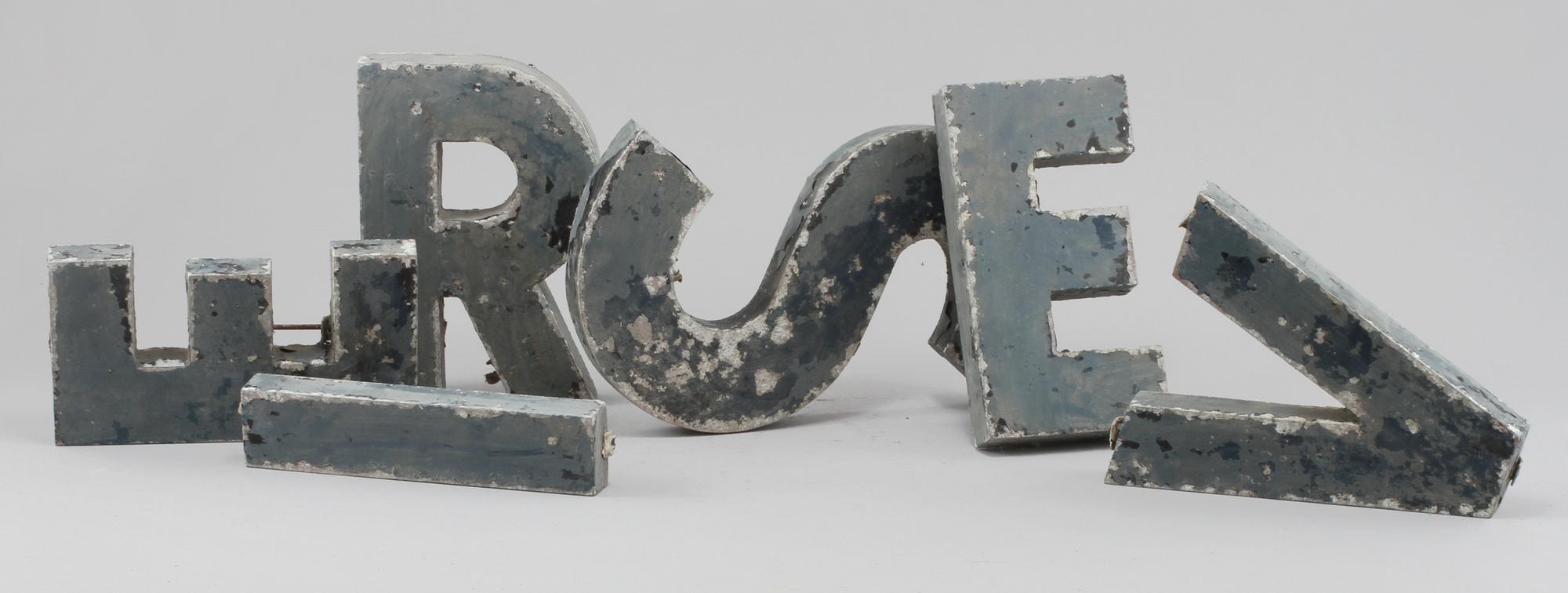 BOKSTÄVER, 6 st, metall, 1900-tal.