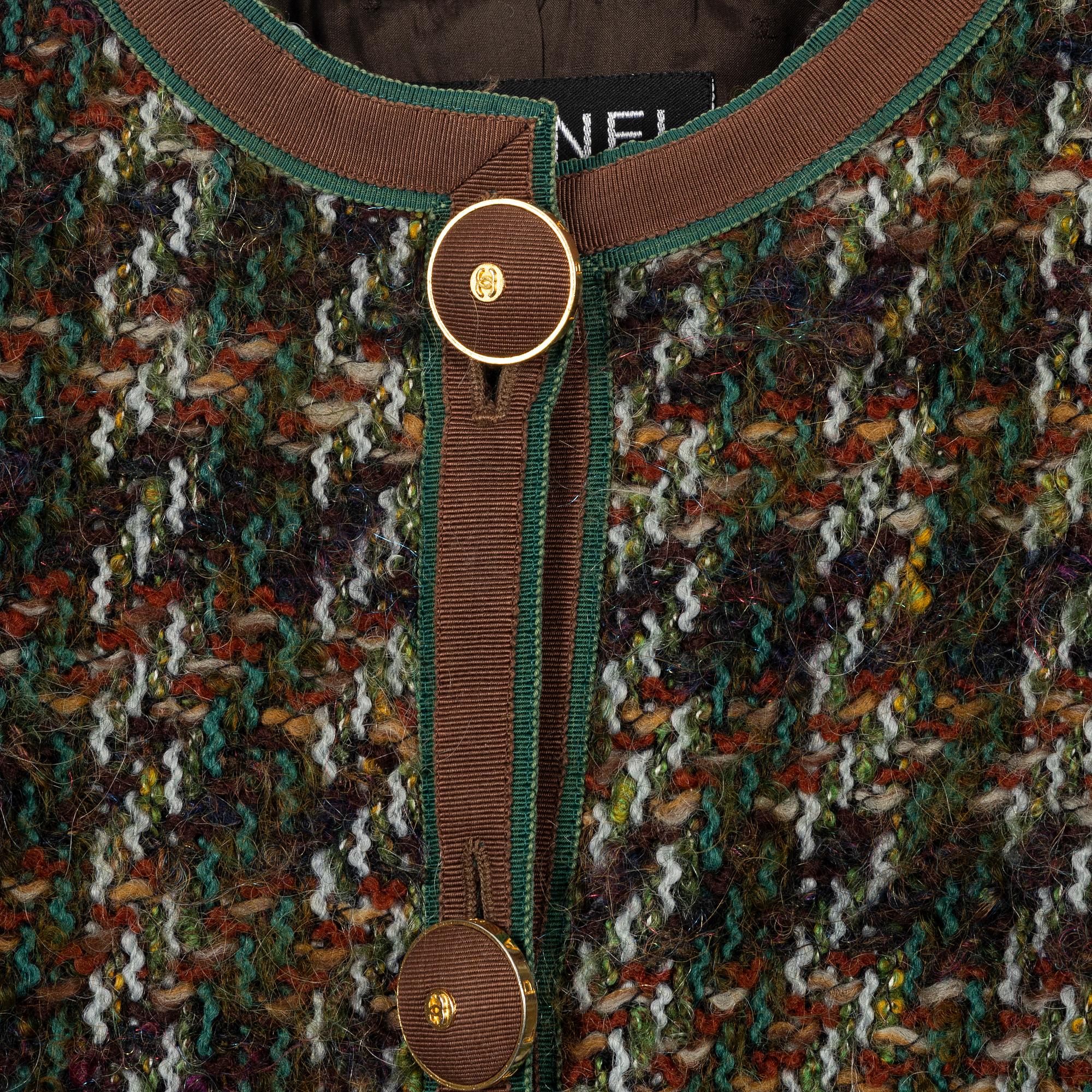 Chanel, dräkt, tvådelad, vintage. Storlek ca 38.