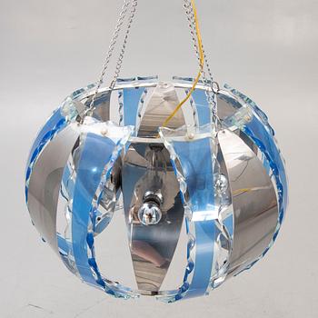 An Italien chrome and plastic 1950/60s ceiling pendant.