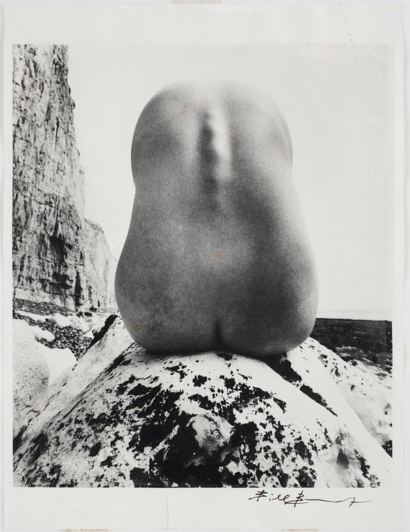 Bill Brandt, "Nude, East Sussex Coast", 1977.