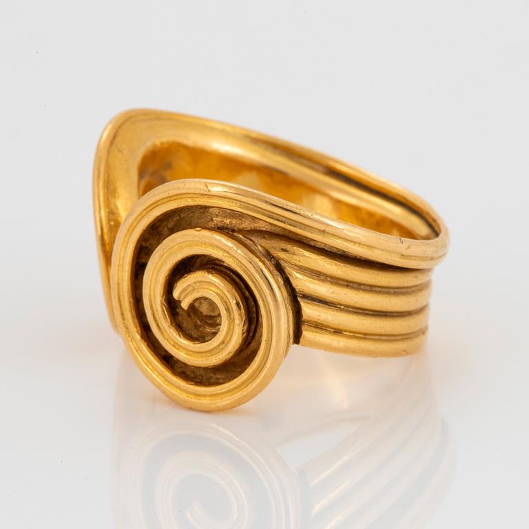 Ilias Lalaounis ring 18K guld.