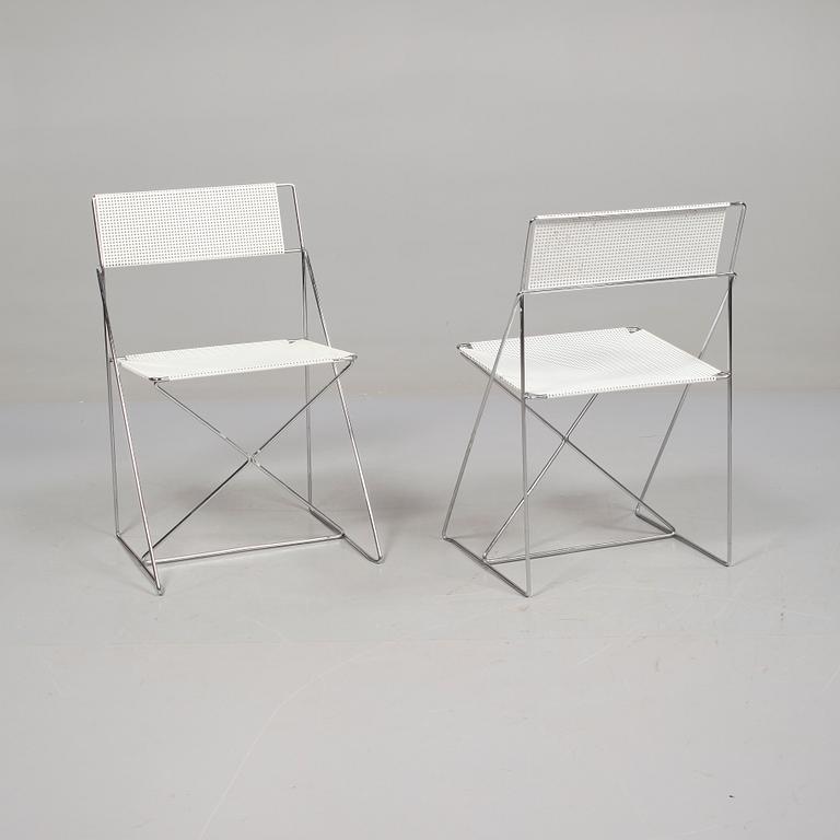 STOLAR, 4 st, "X-line", Niels Jörgen Haugesen, Danmark, formgiven 1977.