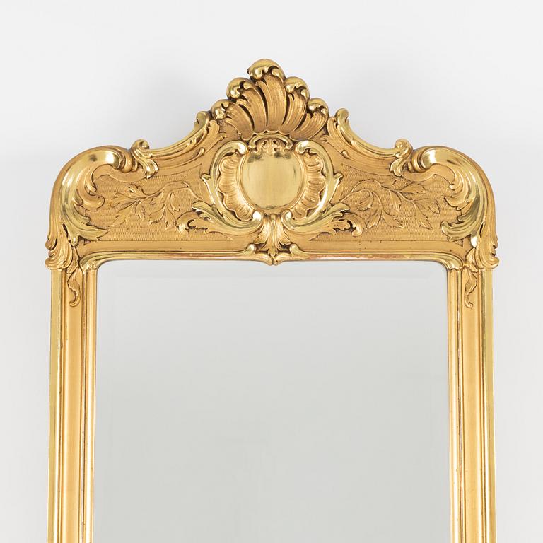 Mirror with console table, Rococo style, mid-20th century.