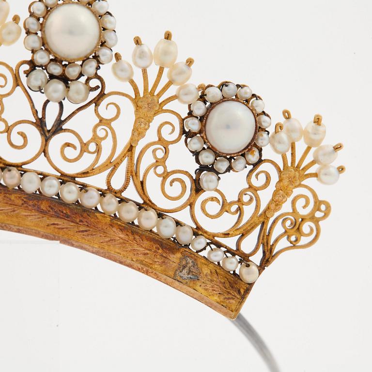 A natural fresh water pearl and natural pearl tiara by Carl Gustaf Florell, Stockholm, 1820.