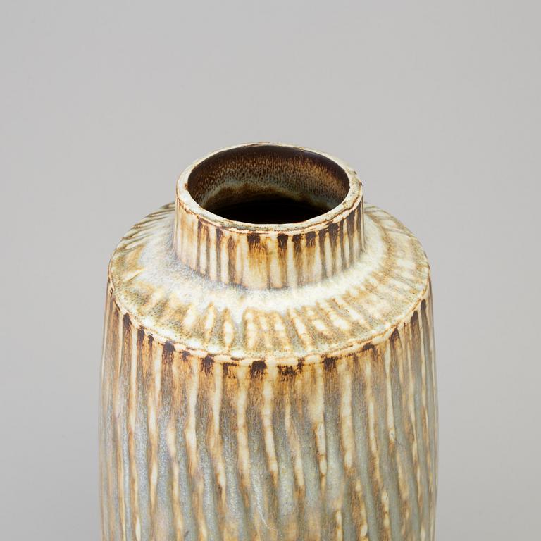 GUNNAR NYLUND, a large 'Rubus' stoneware vase from Rörstrand.