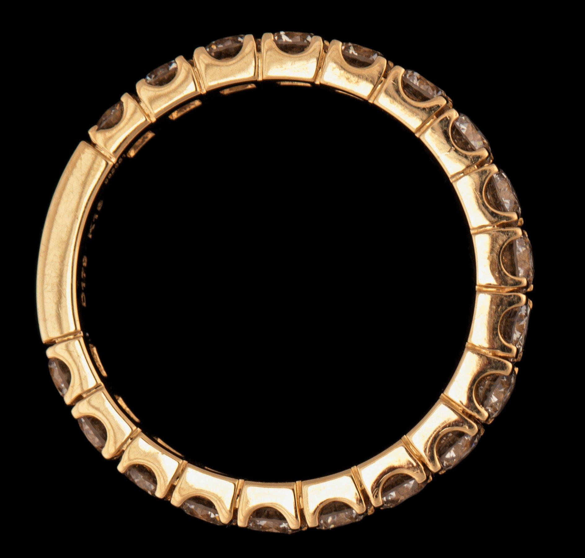 A brilliant cut diamond ring, tot. 1.79 cts.