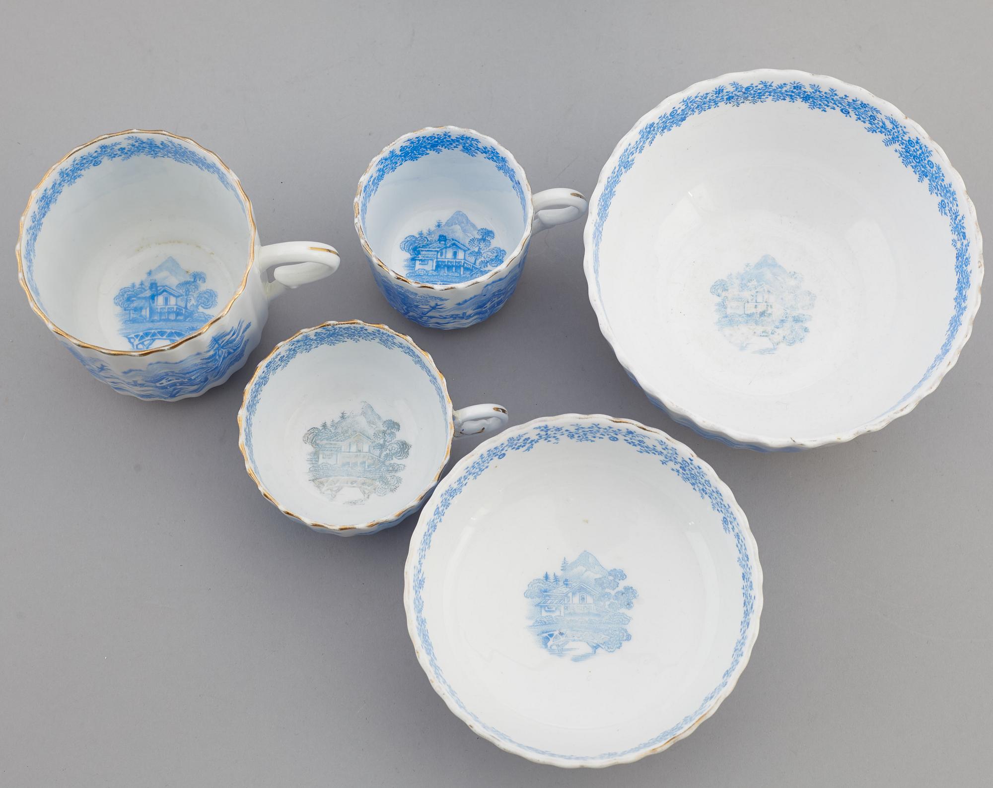 A porcelaine service, Rörstrand (28 pc).