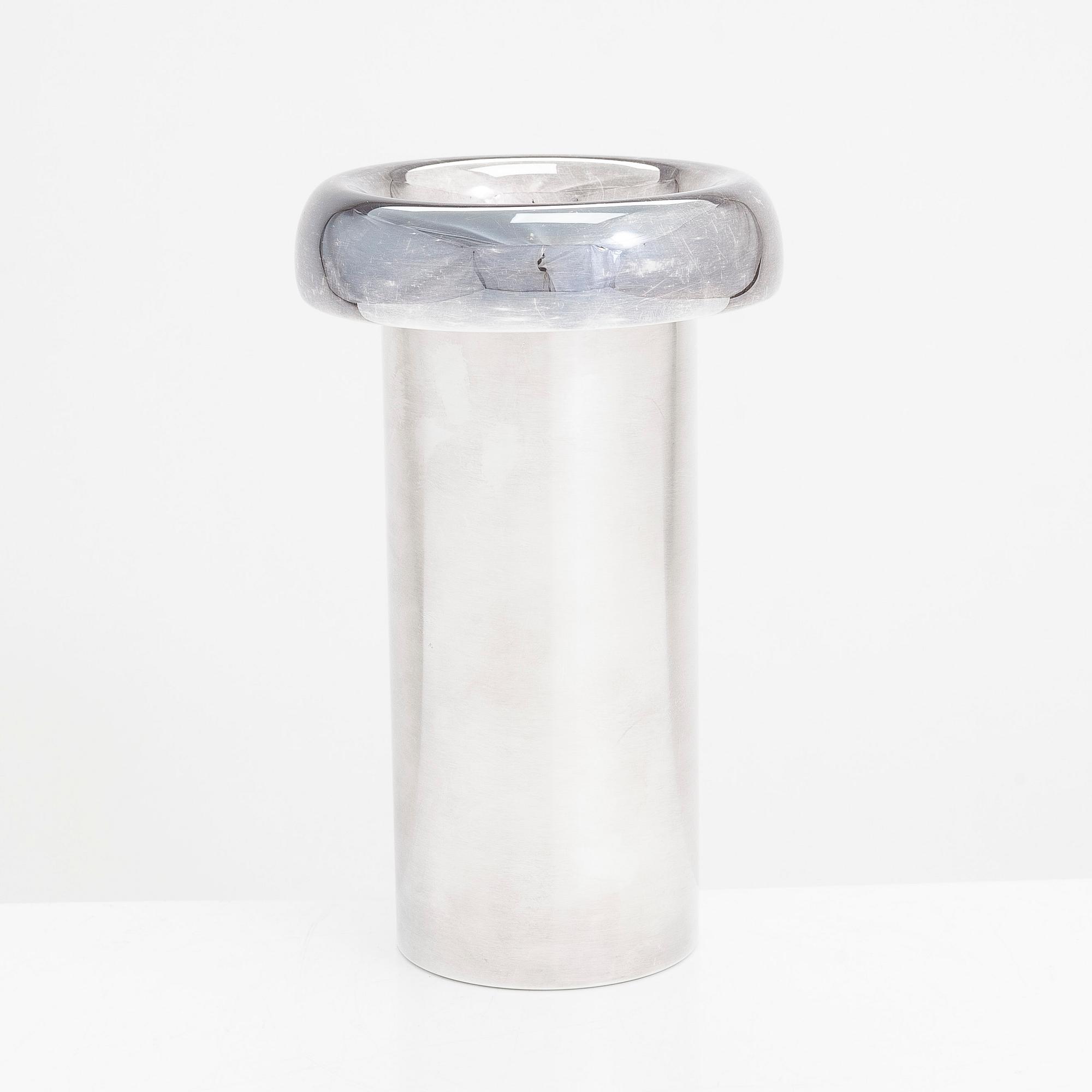 Tapio Wirkkala, a 'Growth' sterling silver vase, Kultakeskus Oy, Hämeenlinna 1990.