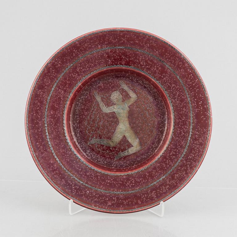 Wilhelm Kåge, a model 909 red "Argenta" dish, Gustavsberg, Sweden, 1943.